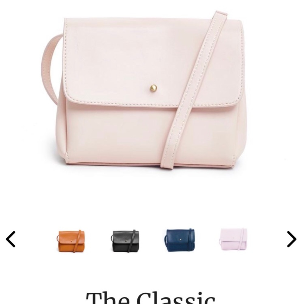 Samara the Classic Crossbody bag